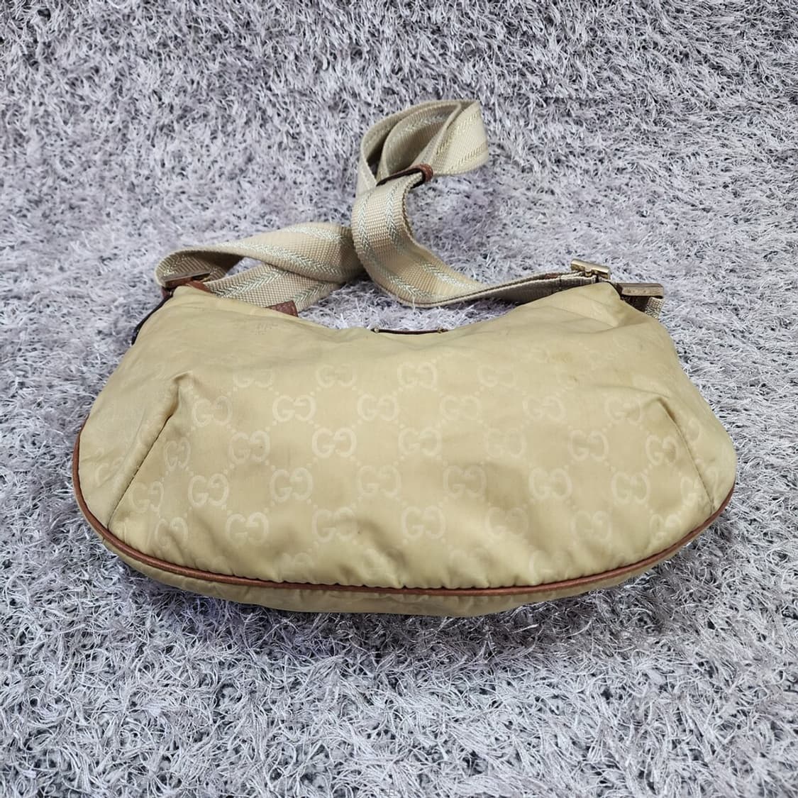 구찌 크로스백 상품이미지4