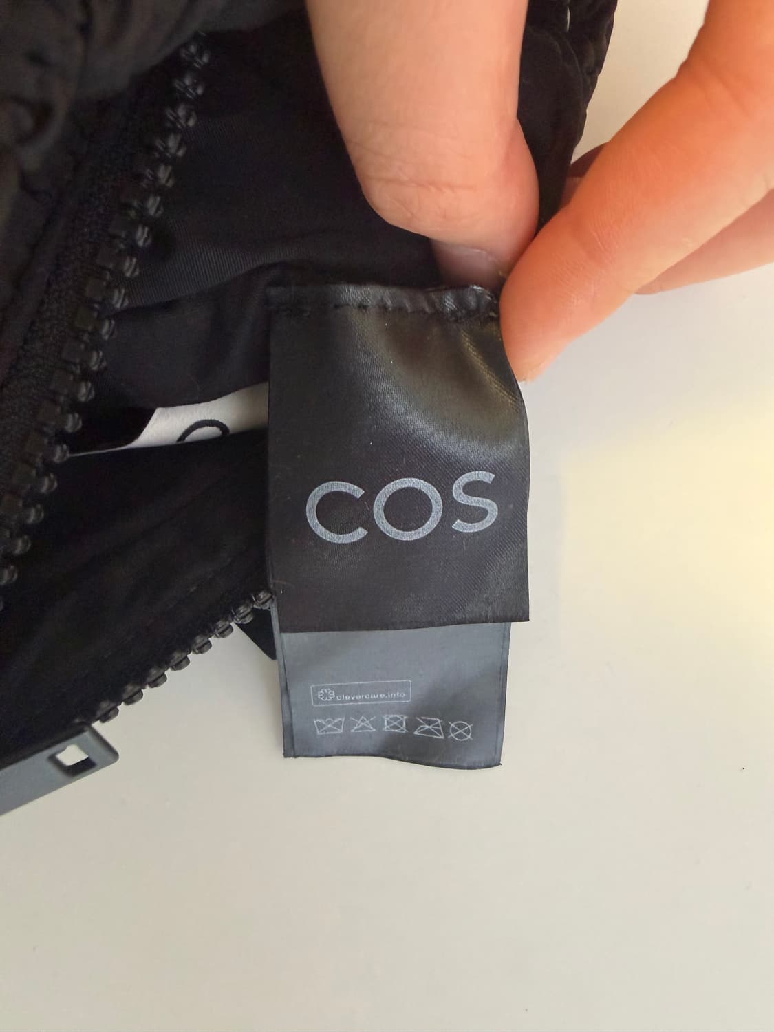 COS 퀼팅백 미니 블랙 상품이미지3