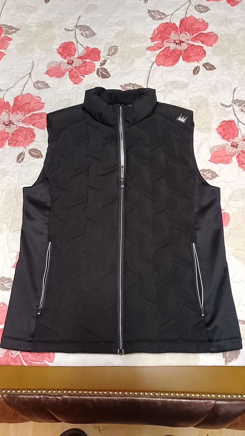 바스키아 구스경량조끼 100 가슴52 기장66 상품이미지1