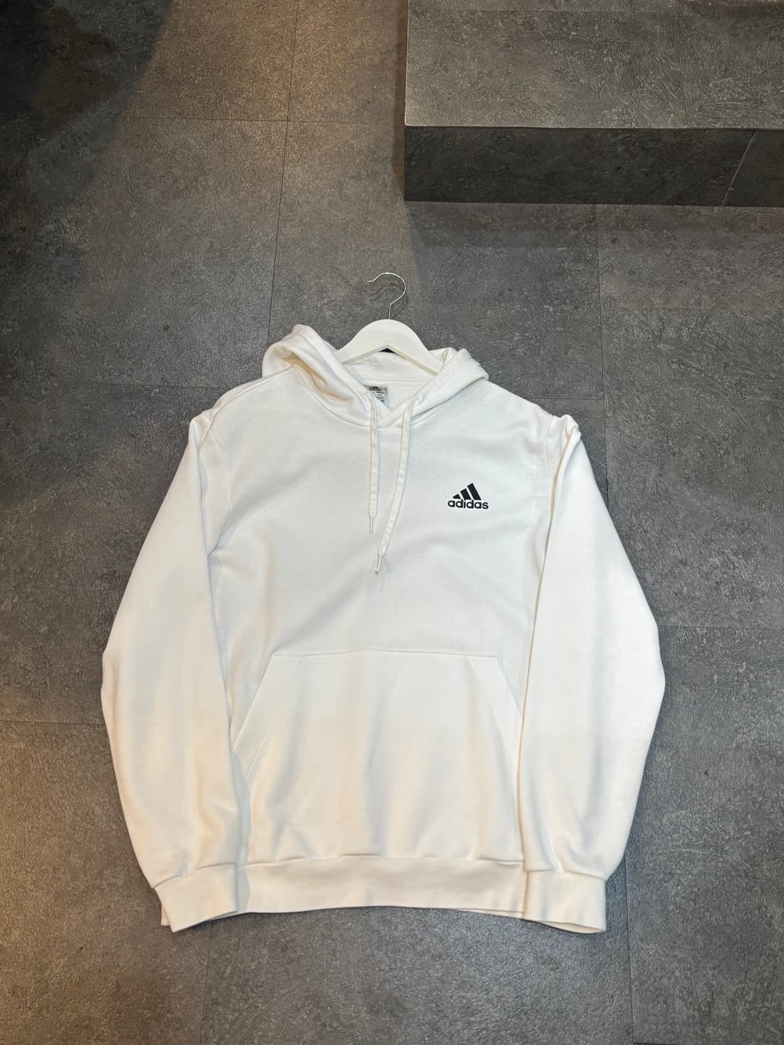 아디다스 후드티 화이트 110사이즈 상품이미지2