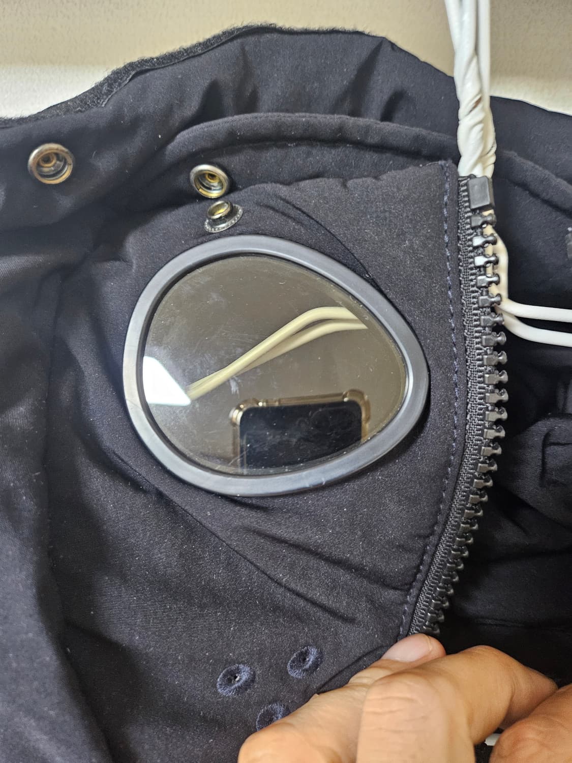 cp컴퍼니 롱패딩 블랙 95사이즈(95-100) 상품이미지5