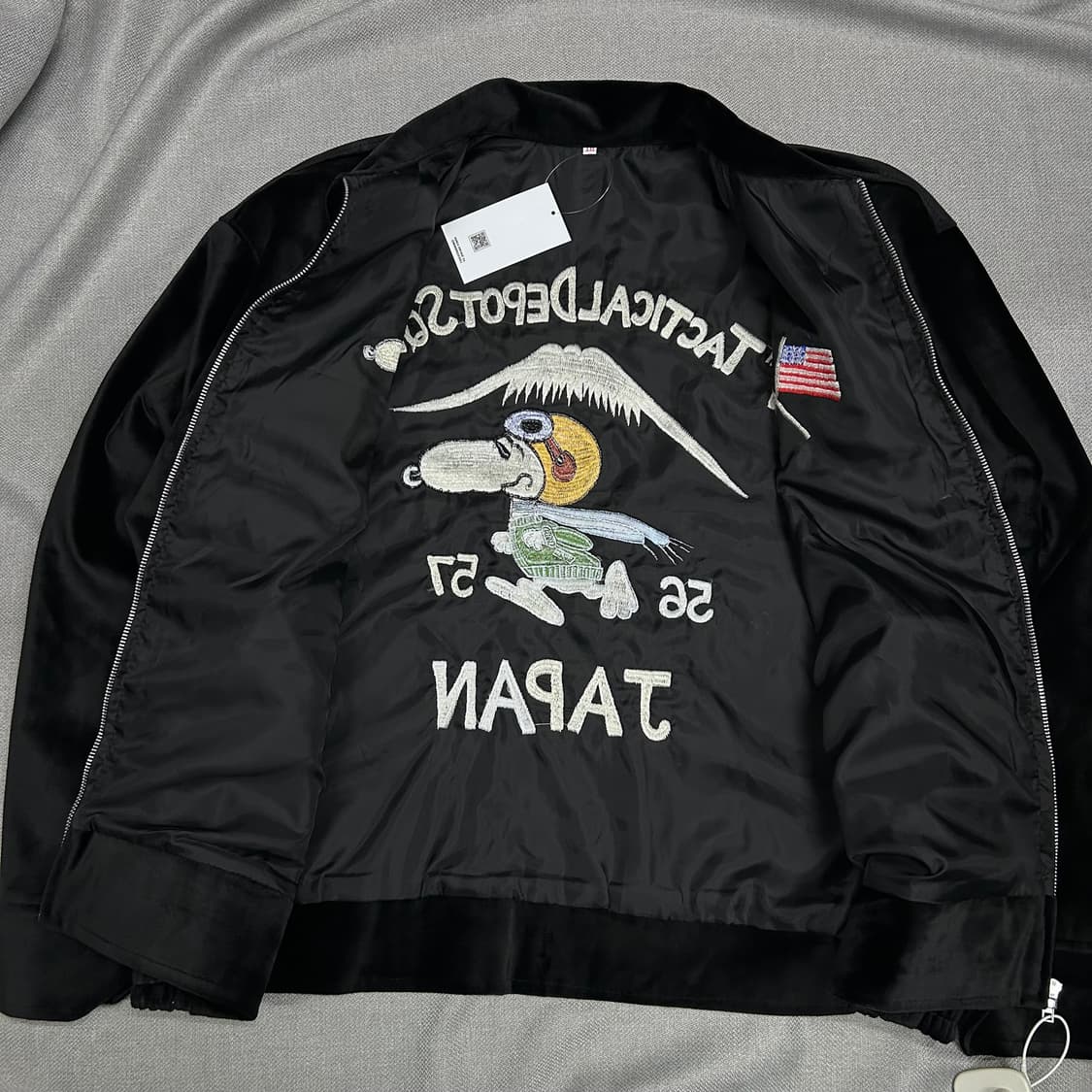 Vintage Snoopy Embroidery Velvet Jacket 상품이미지3