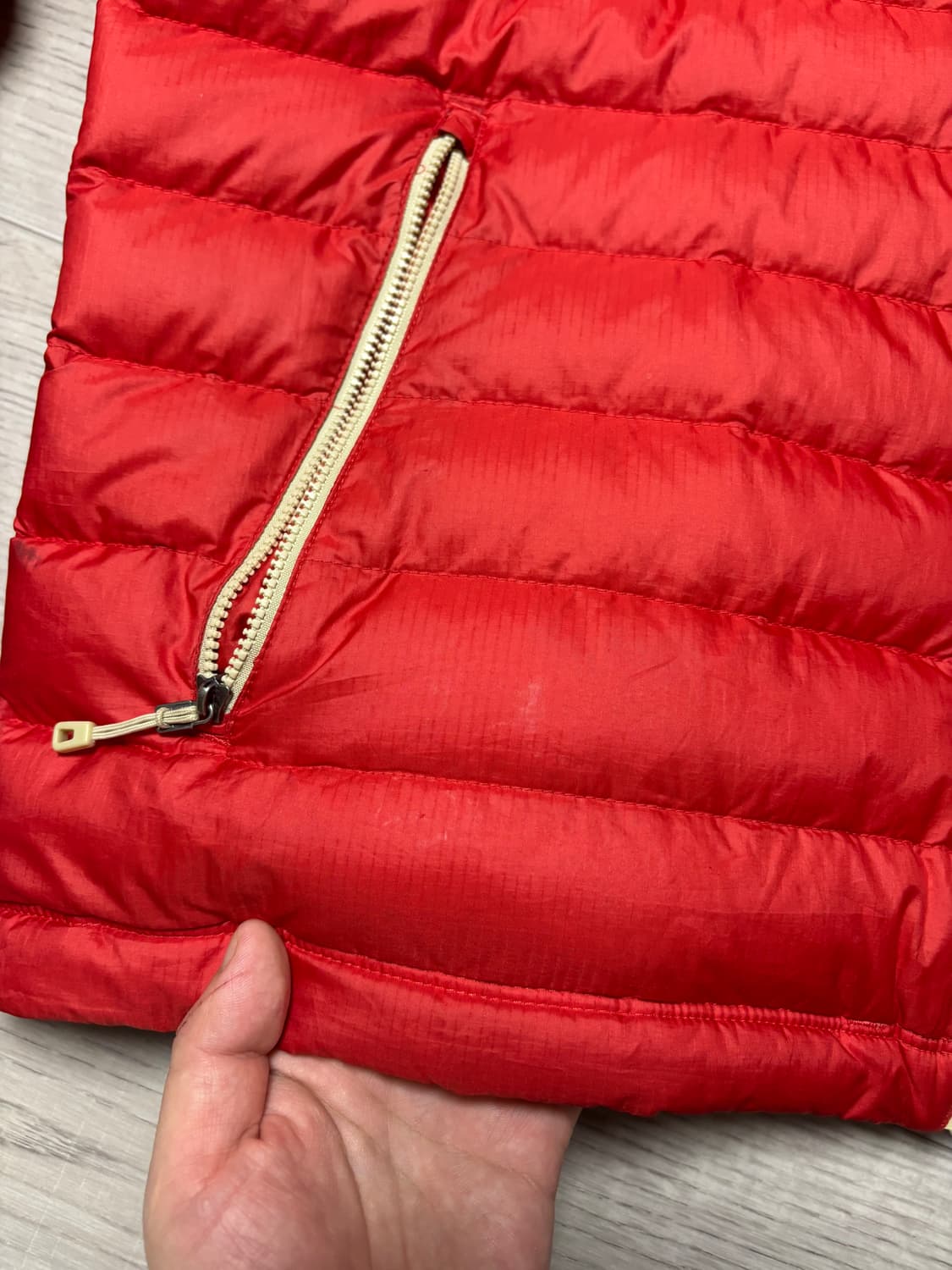 [M/하자,오염] 파타고니아 경량 패딩  상품이미지4