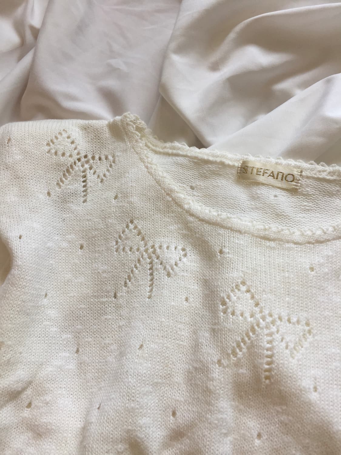 리본 펀칭 반팔니트 상품이미지2