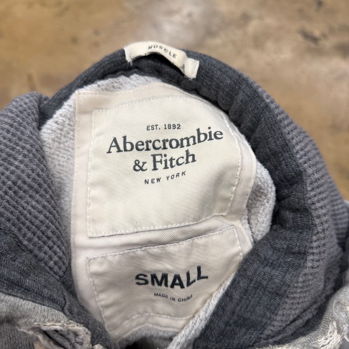 아베크롬비 그레이 버건디 후드집업 상품이미지5