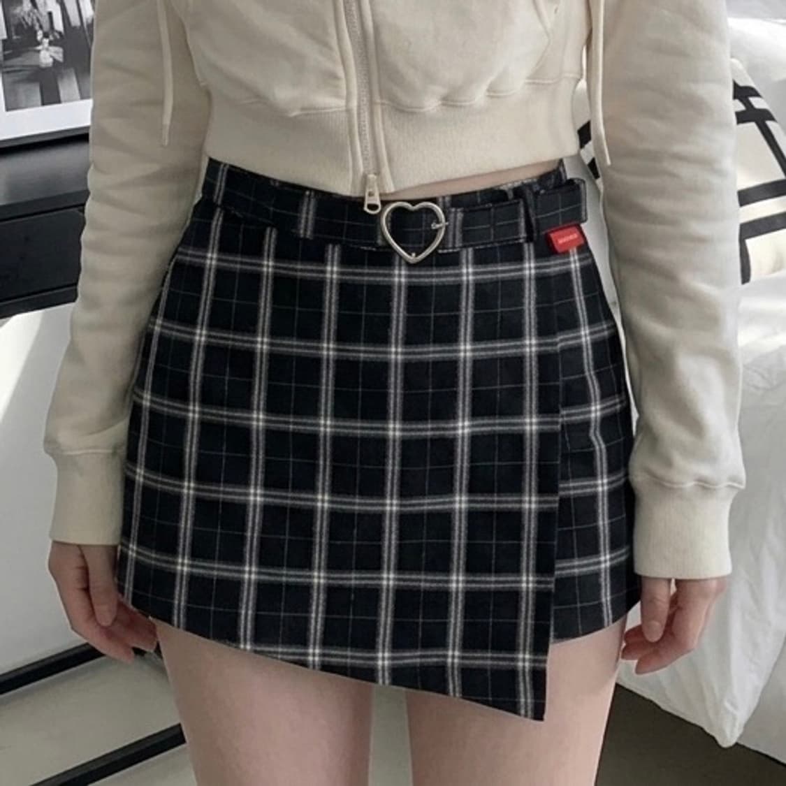 하트클럽 블랙 체크 스커트 (하트벨트포함) 상품이미지3