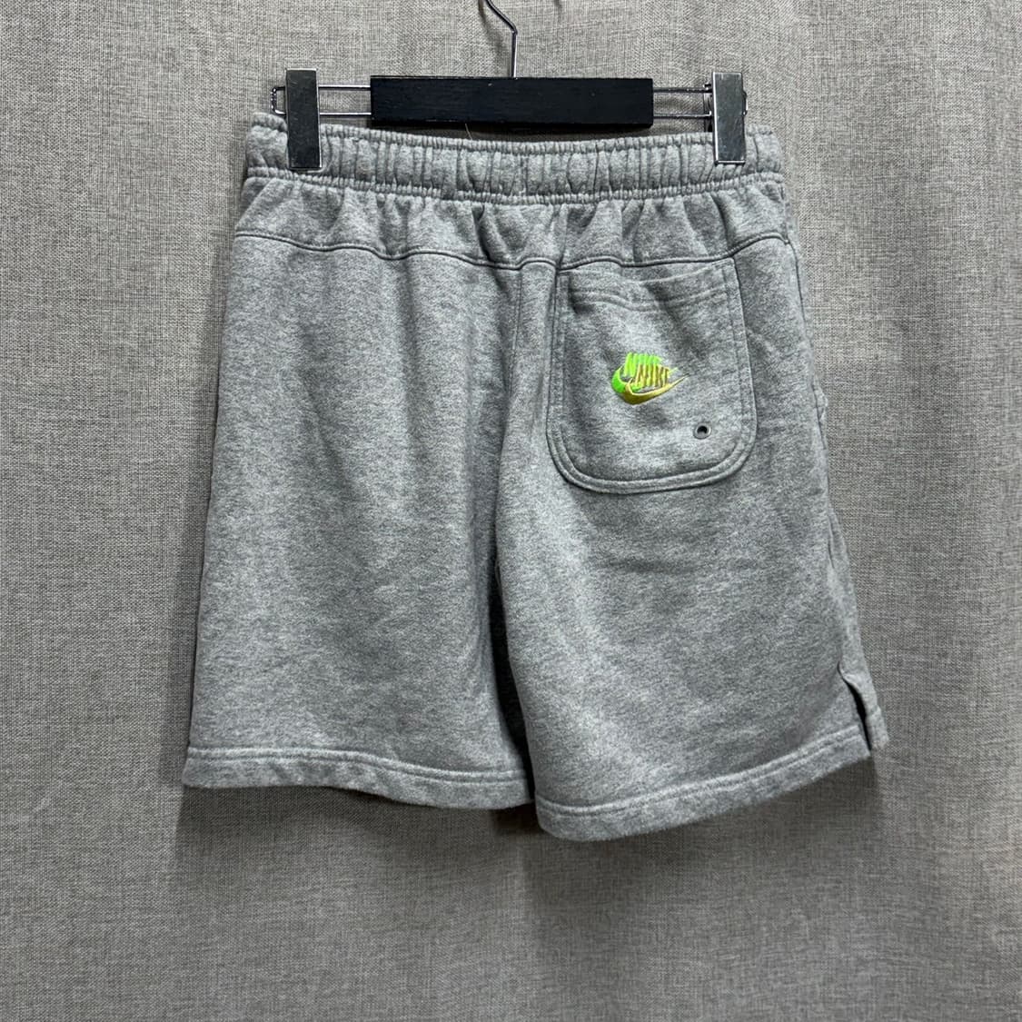 [M] 나이키(NIKE) 숏 에센셜 스웨트 반바지 상품이미지4