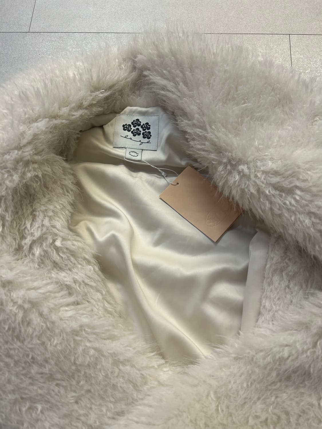 시눈 퍼자켓 크림 새상품 상품이미지5