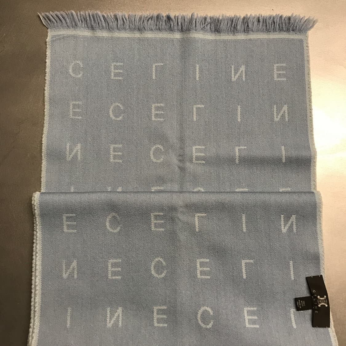 셀린느 로고 머플러 상품이미지4