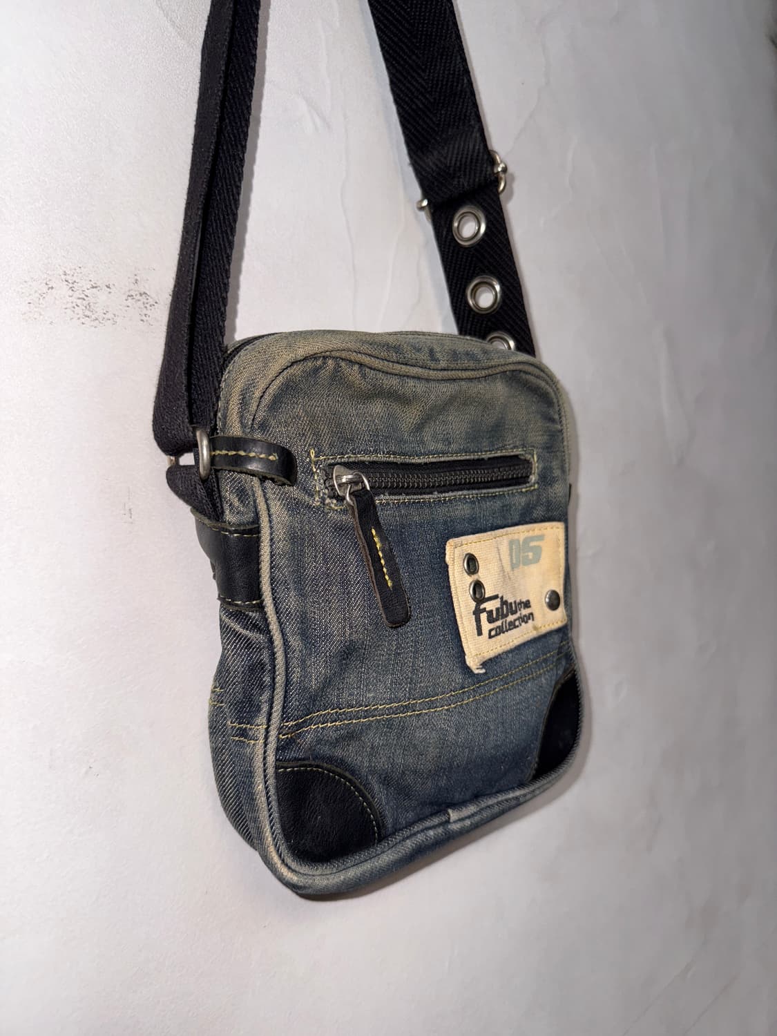 FUBU denim leather patch cross bag 상품이미지3