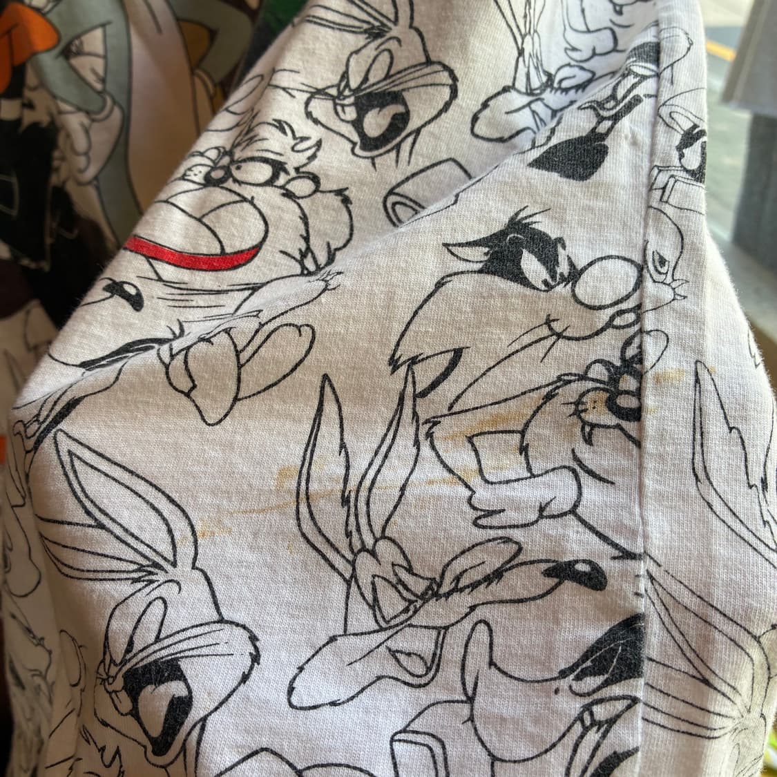 90’s Looney Tunes All Over Print Tee 상품이미지8