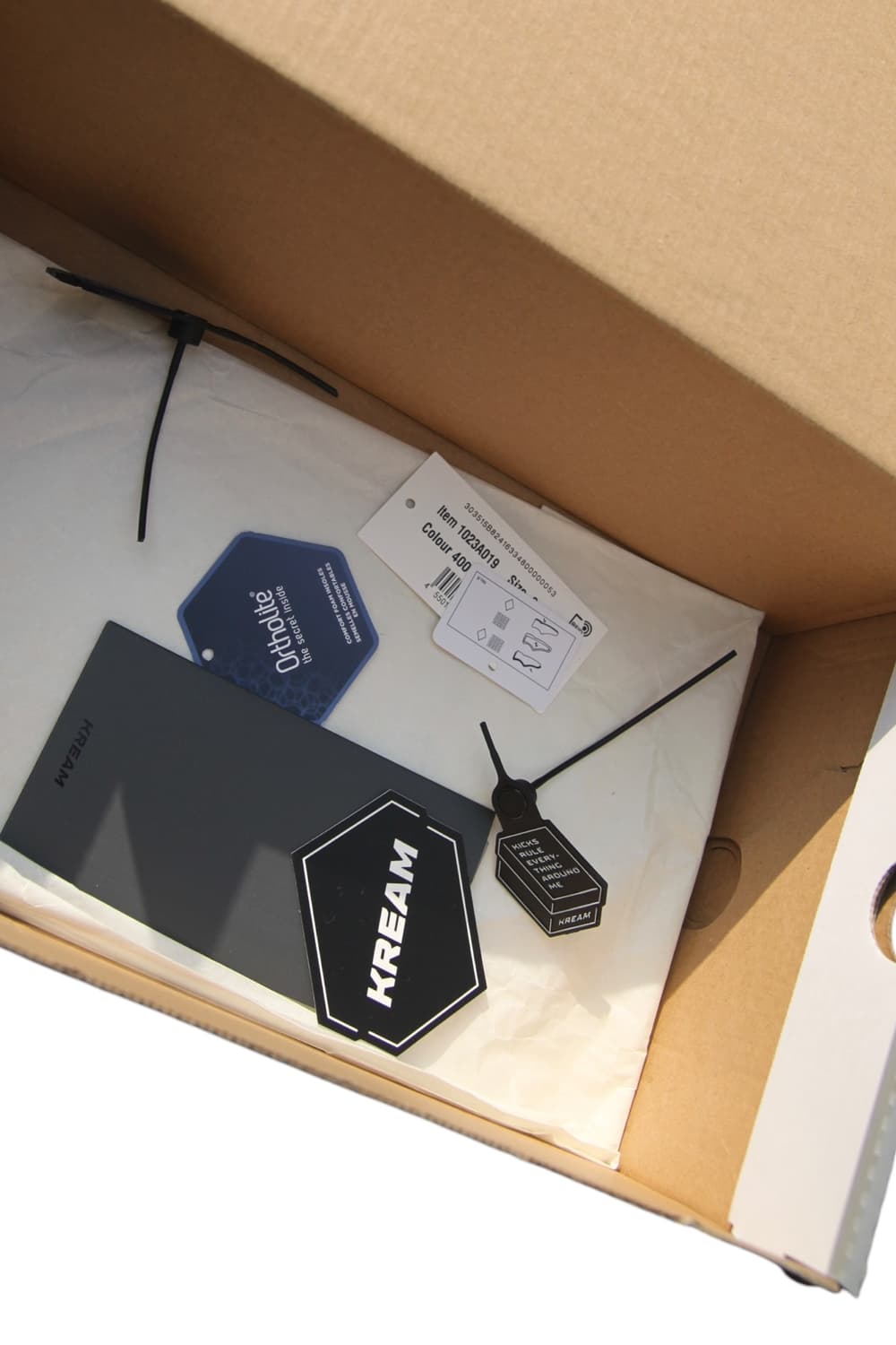 키코 코스타디노브 X 아식스 젤 키릴 260 상품이미지10