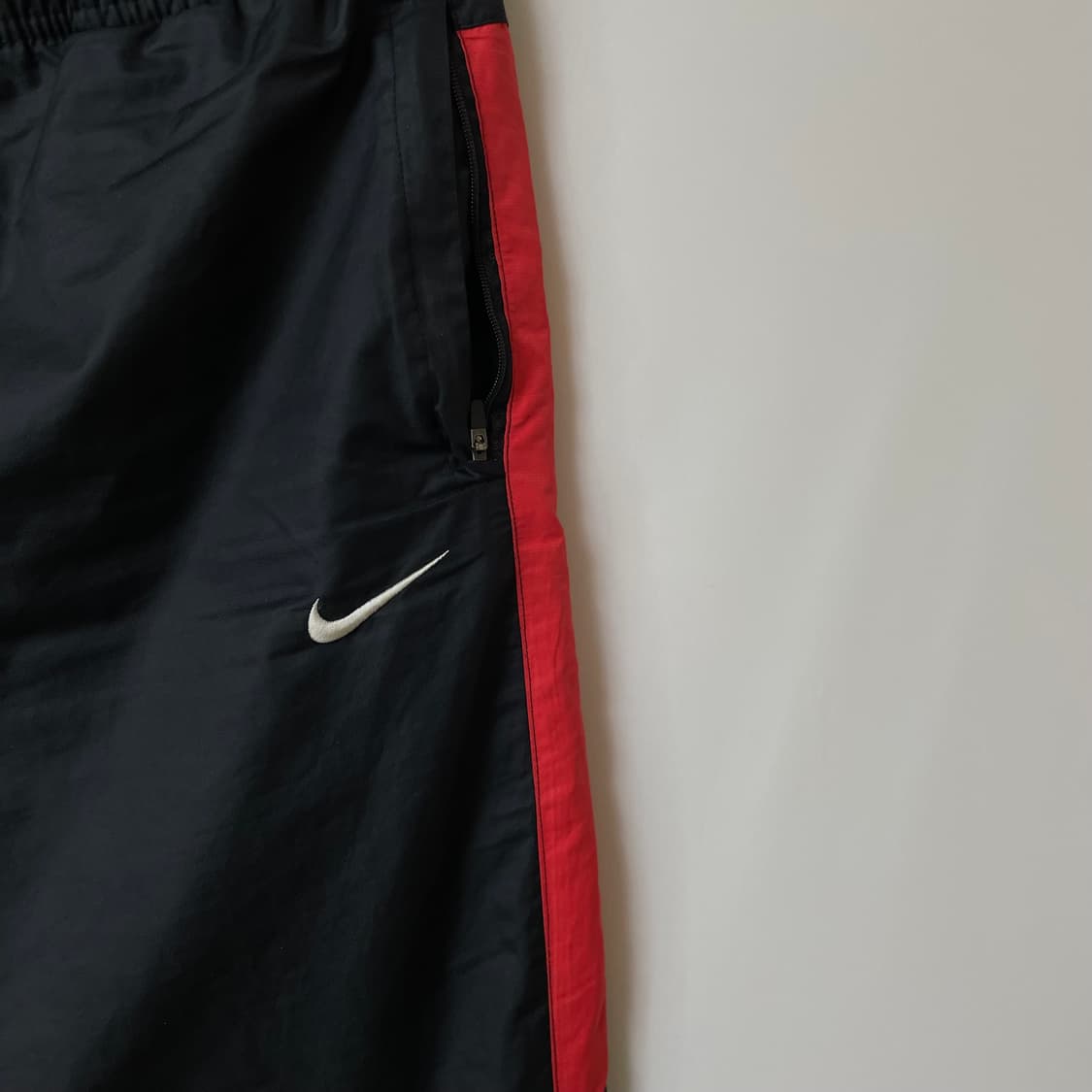 [ M ] 나이키 올드스쿨 스우시 트랙팬츠 상품이미지4
