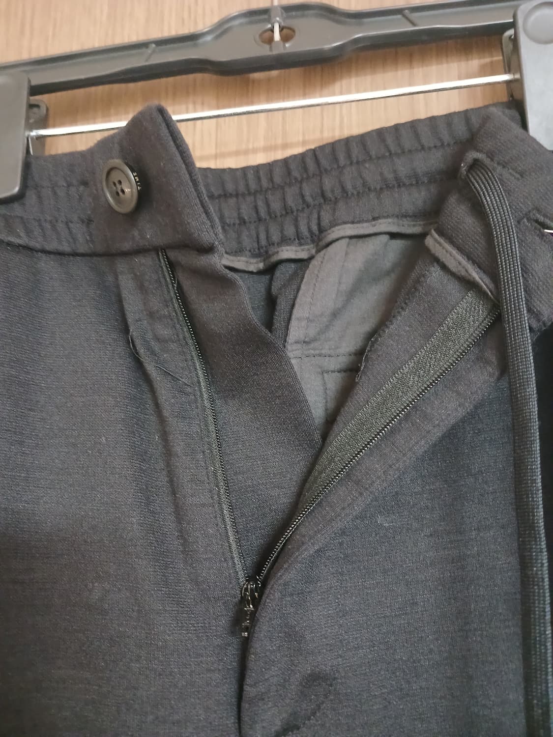 타임옴므 2025 모직 레이온 혼방 릴렉스핏 스트링팬츠88 (35) 상품이미지5