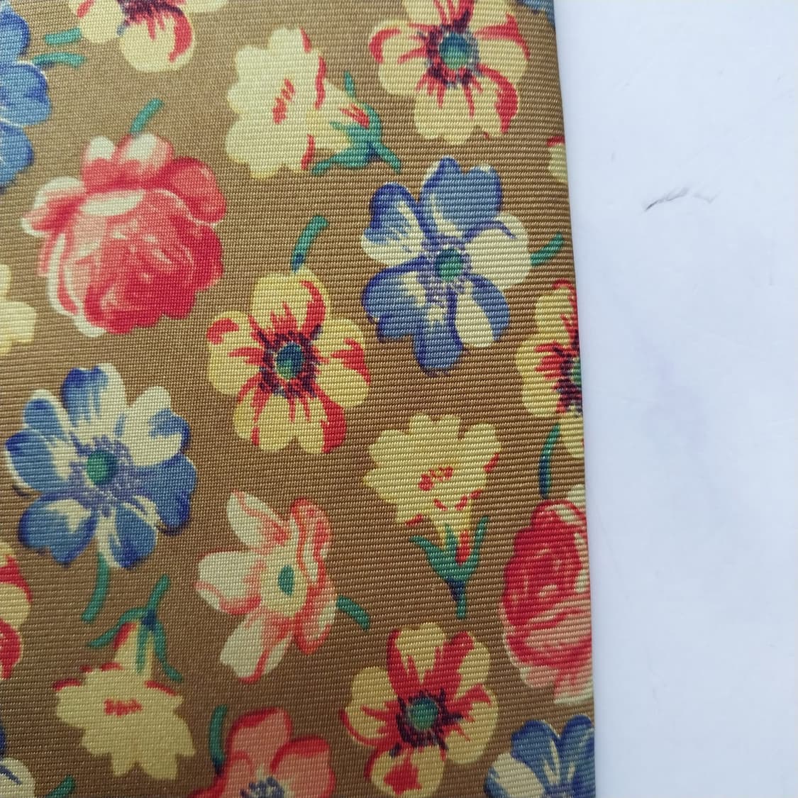 필아필 실크 브라운 플라워 패턴 넥타이 9.8cm A등급 K2312
 상품이미지9