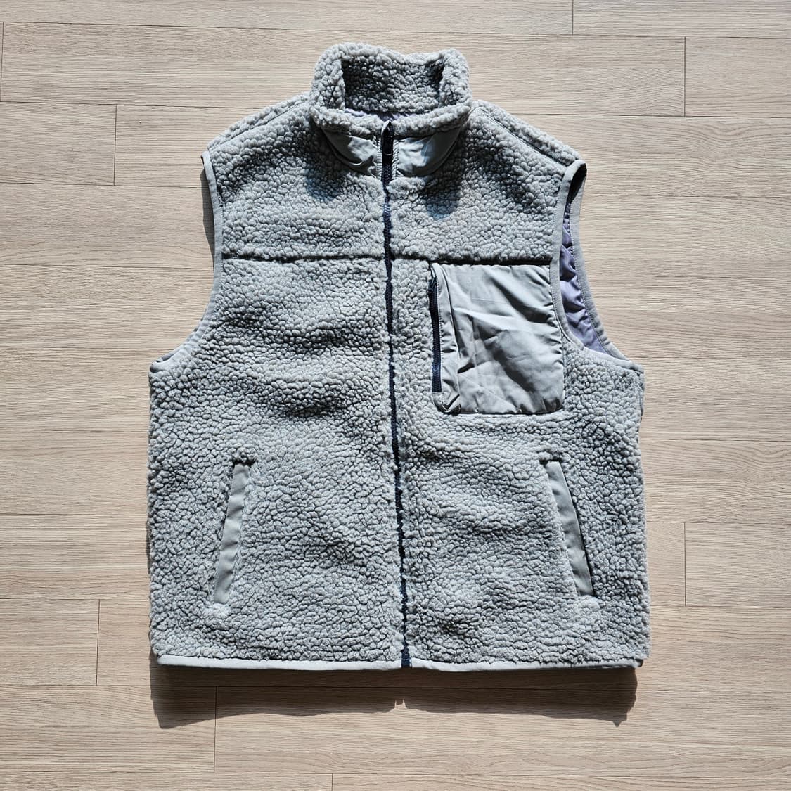 L 1회착 ) 에잇세컨즈 그레이 조끼 뽀글이 양털 캠핑 등산 아웃도어 상품이미지1