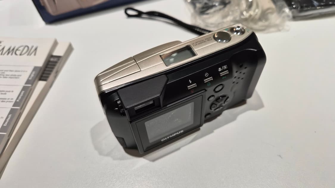 작례O 미개봉 새상품 수집용 올림푸스 c990 zoom 디지털카메라 디카 상품이미지8