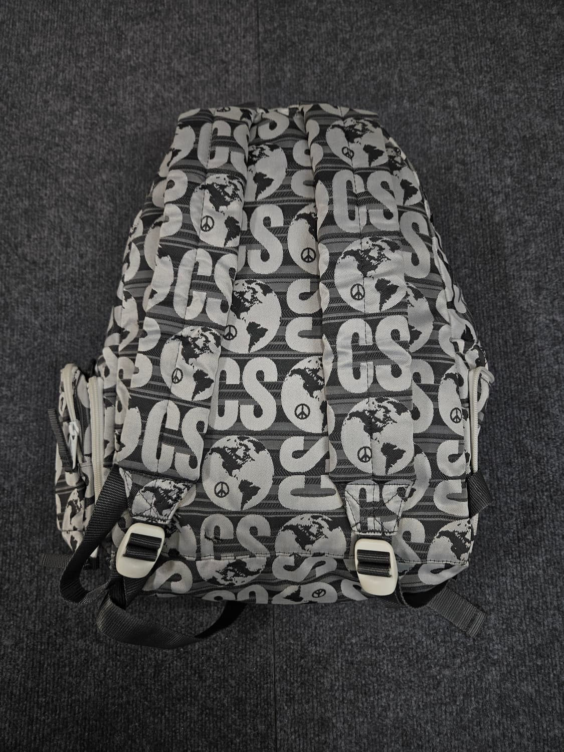 이스트팩 크리스토퍼 섀넌 백팩(급처) 상품이미지3