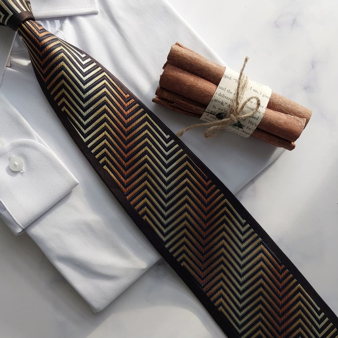 메트로시티 실크 기하학 지그재그 넥타이 9.5cm A등급 K1610
 상품이미지8