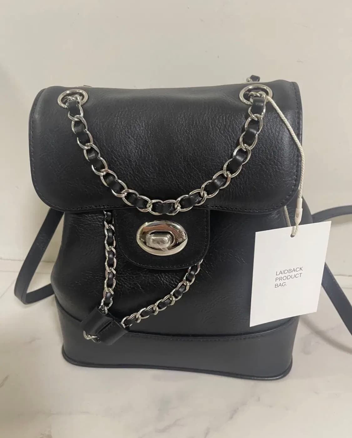 (새상품)레이드백 어커브백 상품이미지4