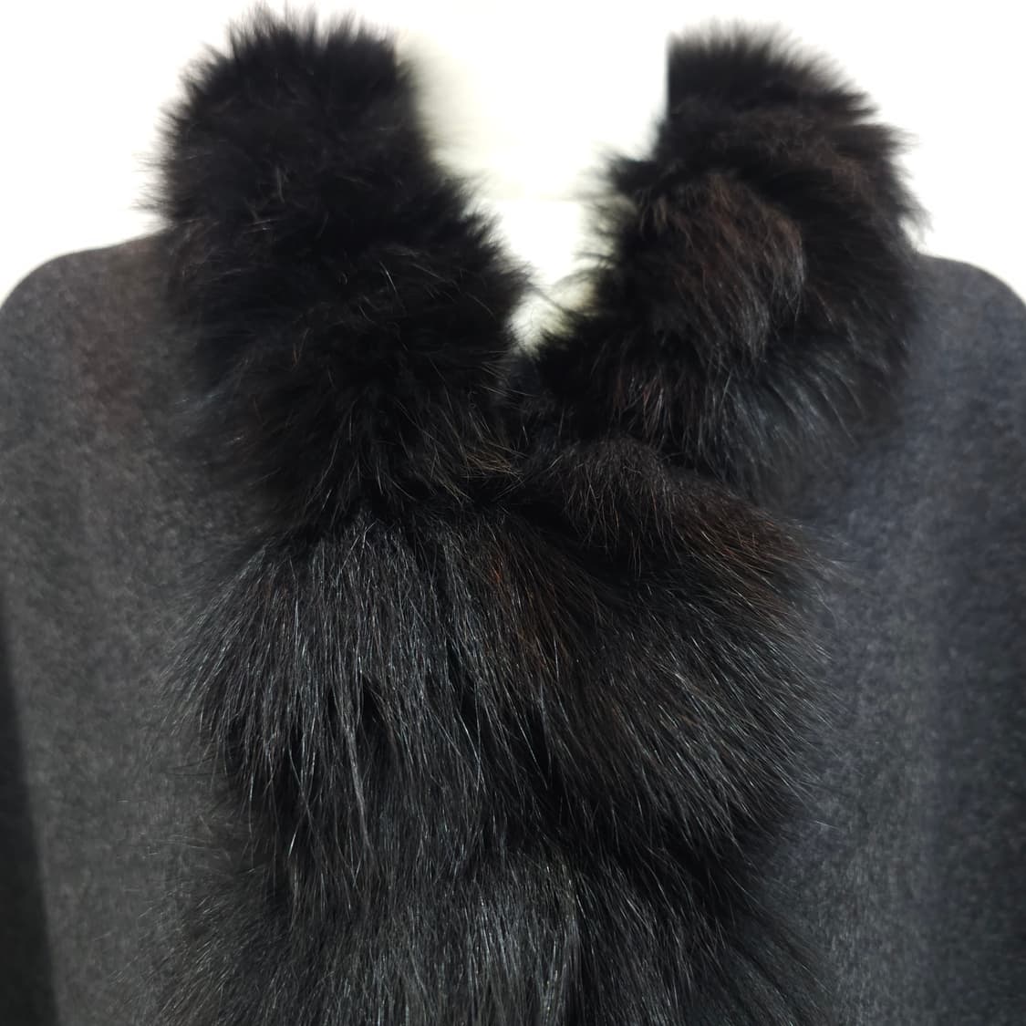 캐시미어 울 폭스퍼 블랙 판초 케이프 망토 상품이미지3