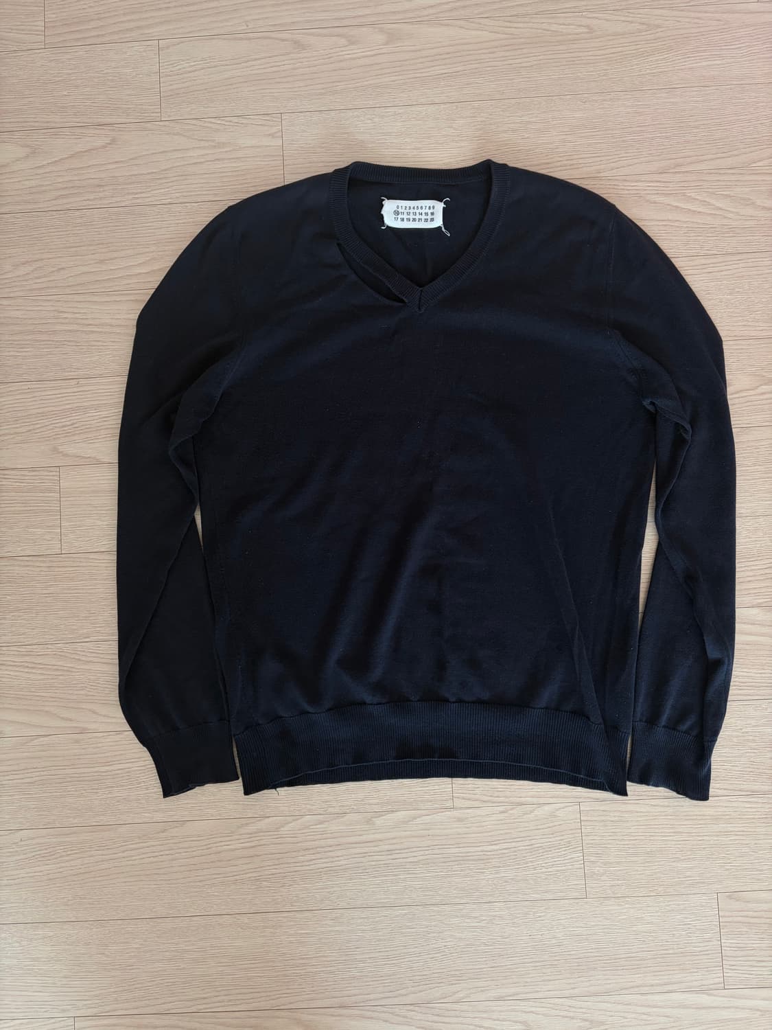 Margiela V neck knit 상품이미지1