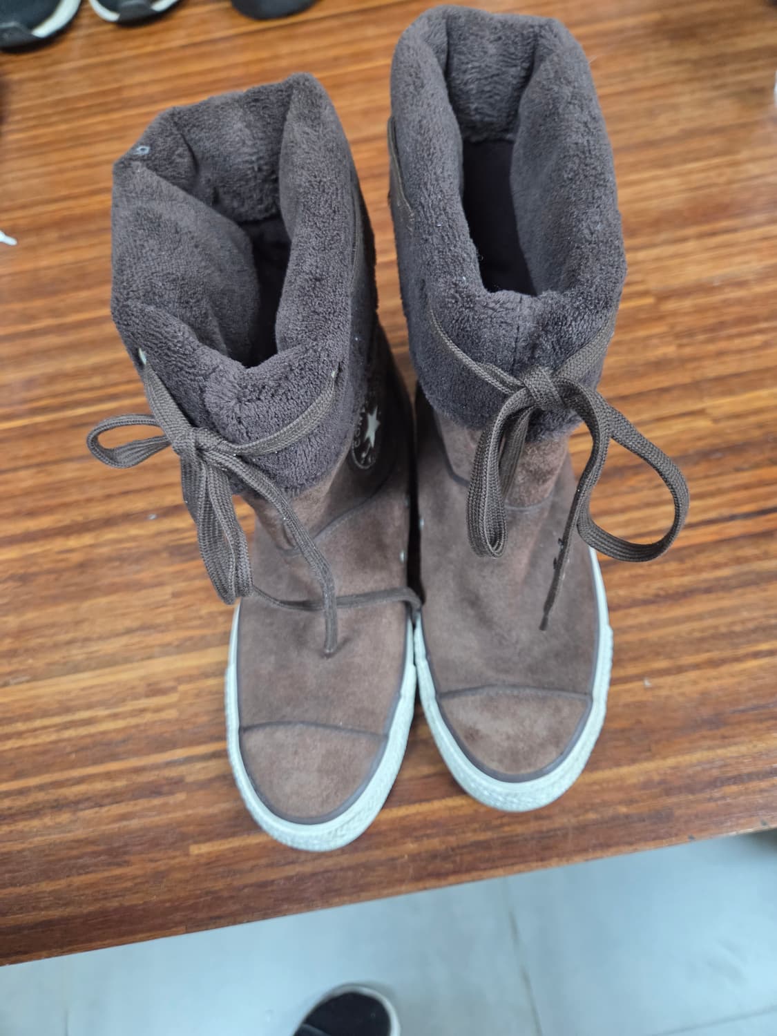 컨버스 빈티지 털 스웨이드 부츠 240 상품이미지2