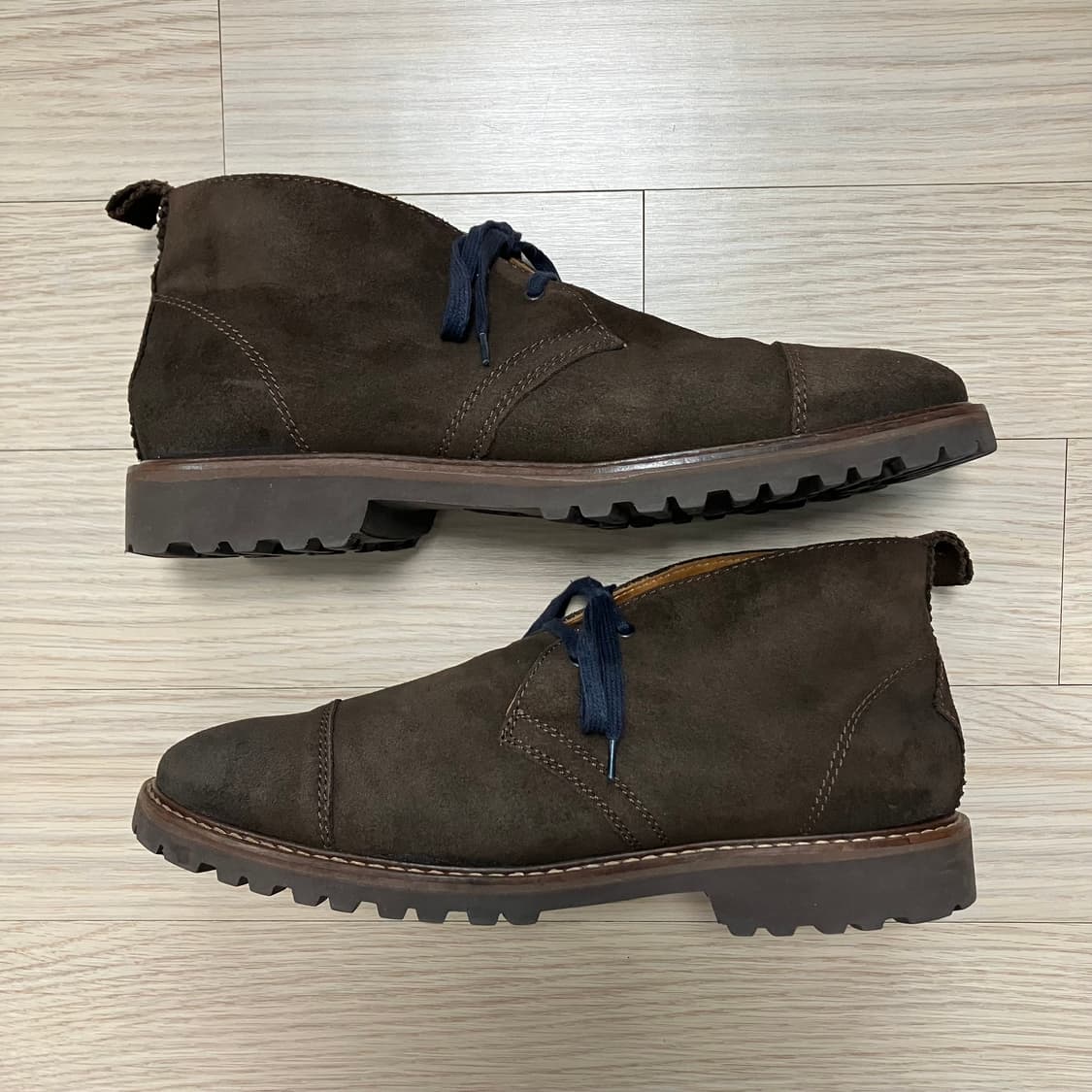 [Massimo Dutti] 마시모두띠 스웨이드 비브람 처카 부츠 상품이미지3