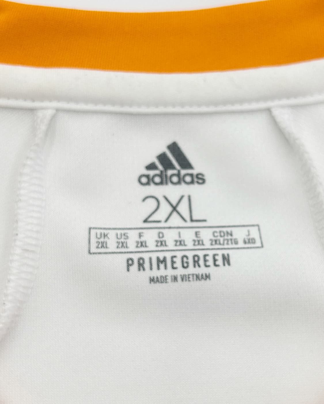 아디다스 21-22 레알 마드리드 홈 챔스 파이널킷 벤제마 상품이미지7