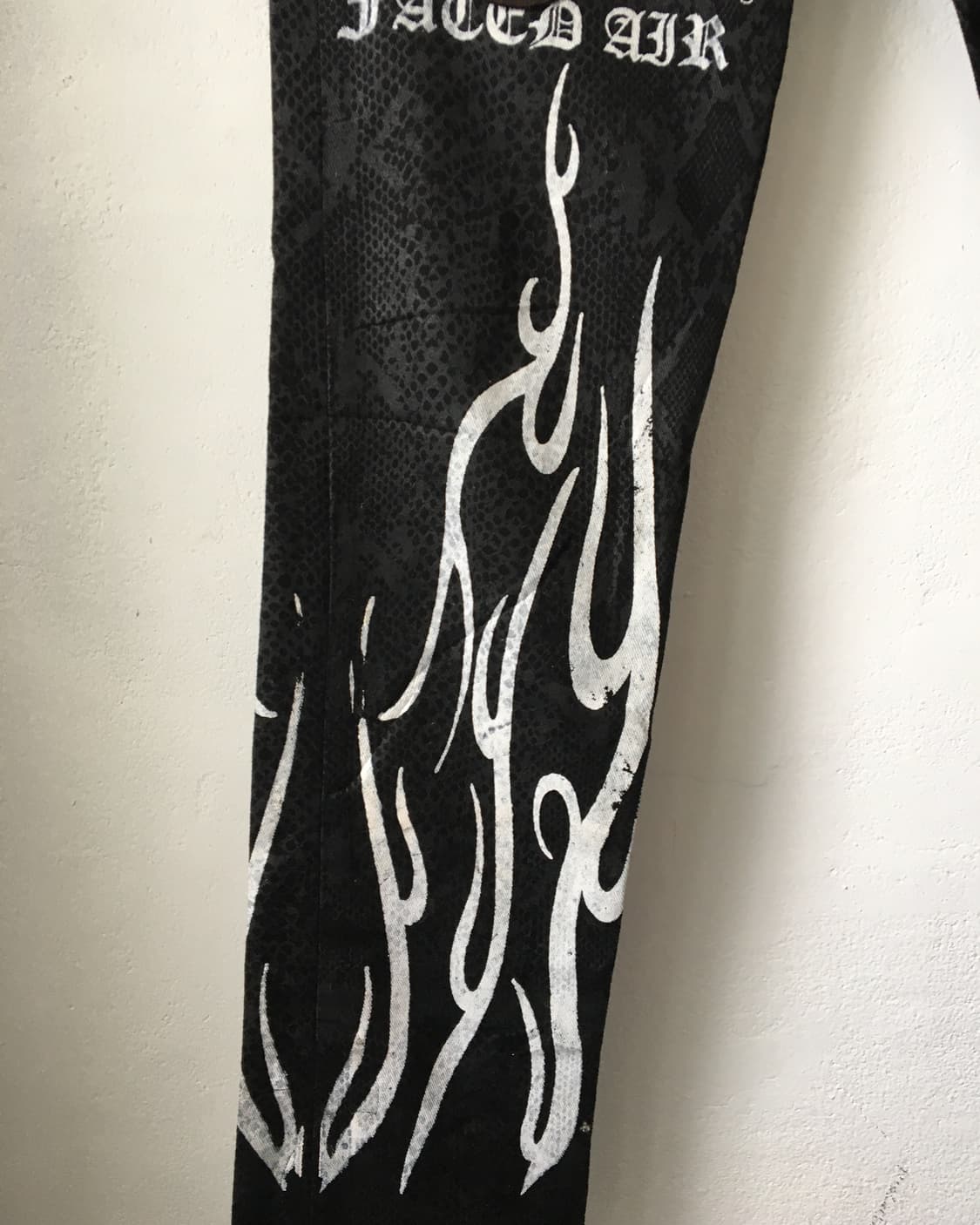 Python pattern tribal trimming pants 상품이미지5