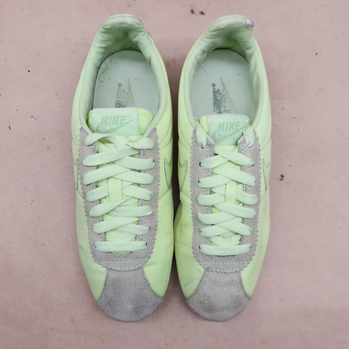 나이키 코르테즈 형광 운동화 250 상품이미지2