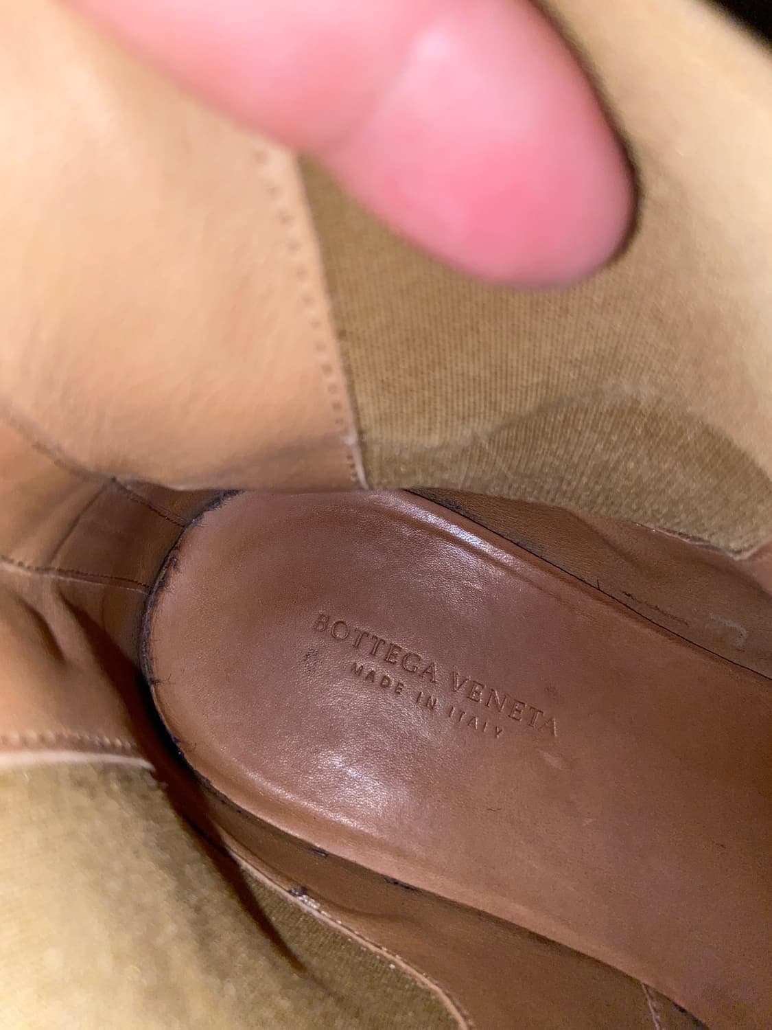 Bottega Veneta 보테가 베네타 칸예 스웨이드 첼시부츠 카멜 상품이미지9