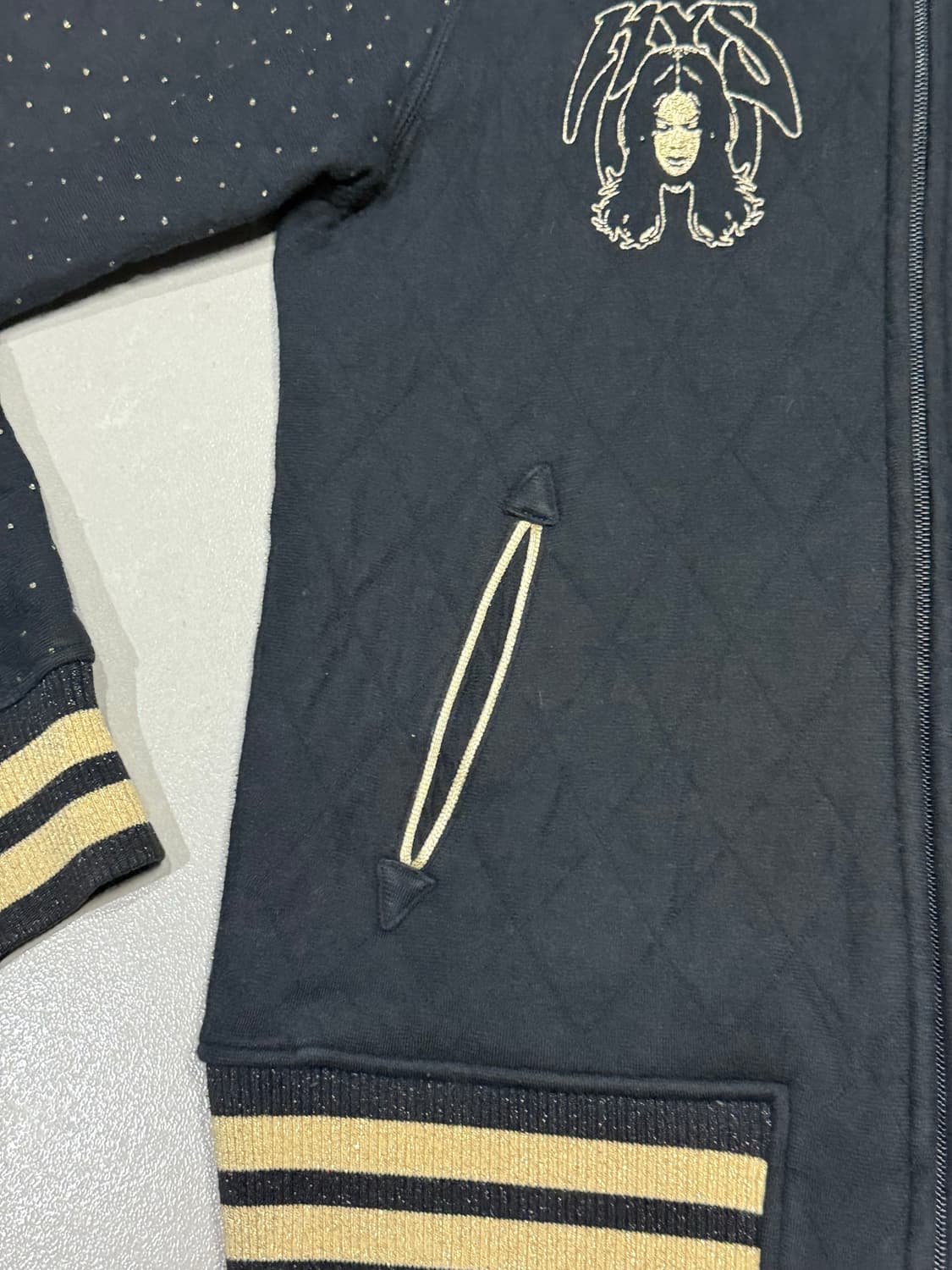 히스테릭 글래머 아카이브 자수 히스걸 쌍메두사 폴카닷 바시티 봄버 자켓 상품이미지6