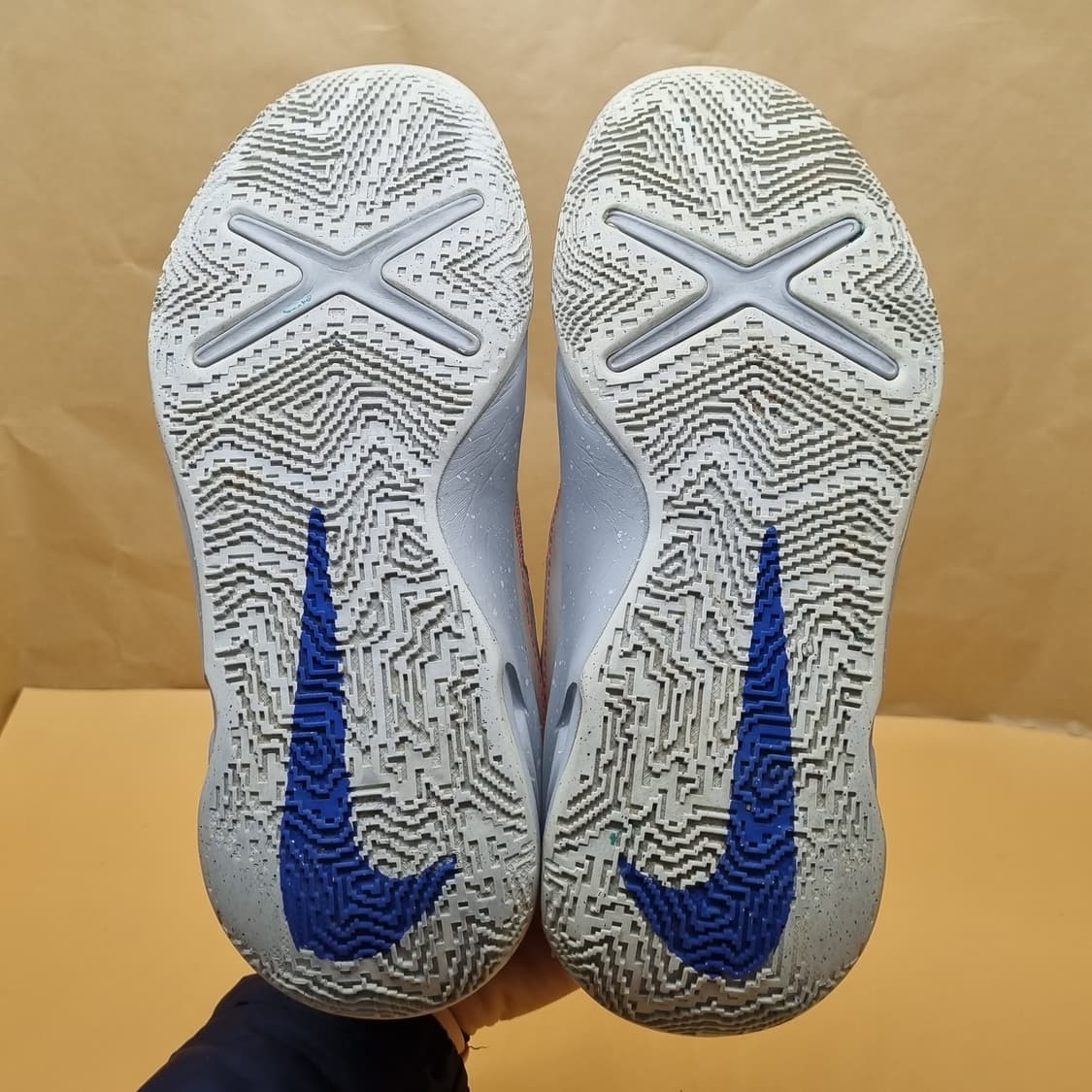 나이키 팀허슬 농구화 245 상품이미지3