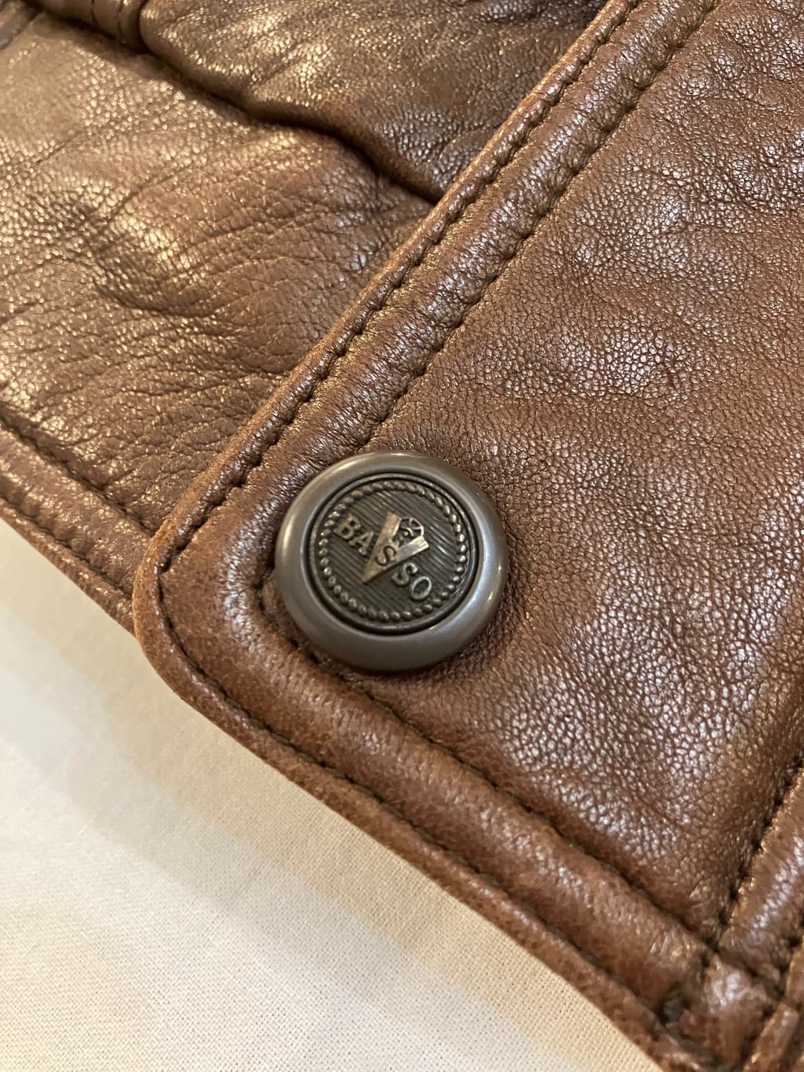 90s 바쏘 램스킨 양털 무스탕 가죽자켓 브라운 상품이미지3