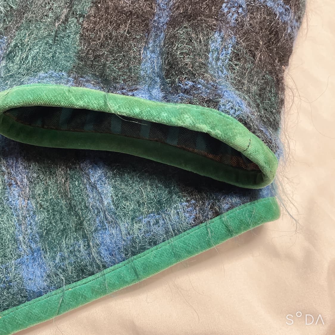 겐조 브이넥 체크 모헤어 가디건 M 상품이미지3