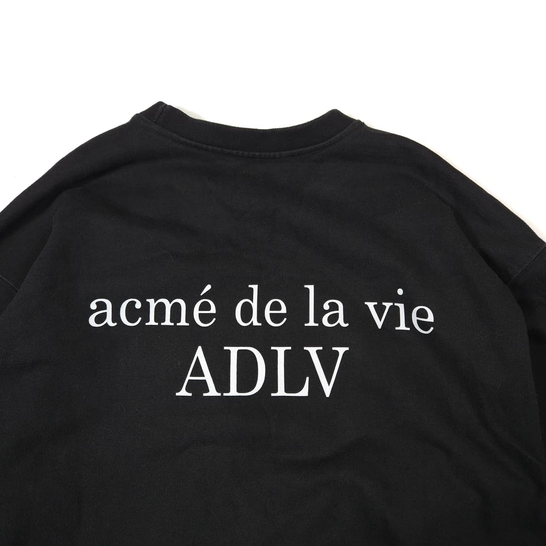 아크메드라비 맨투맨 블랙 상품이미지2