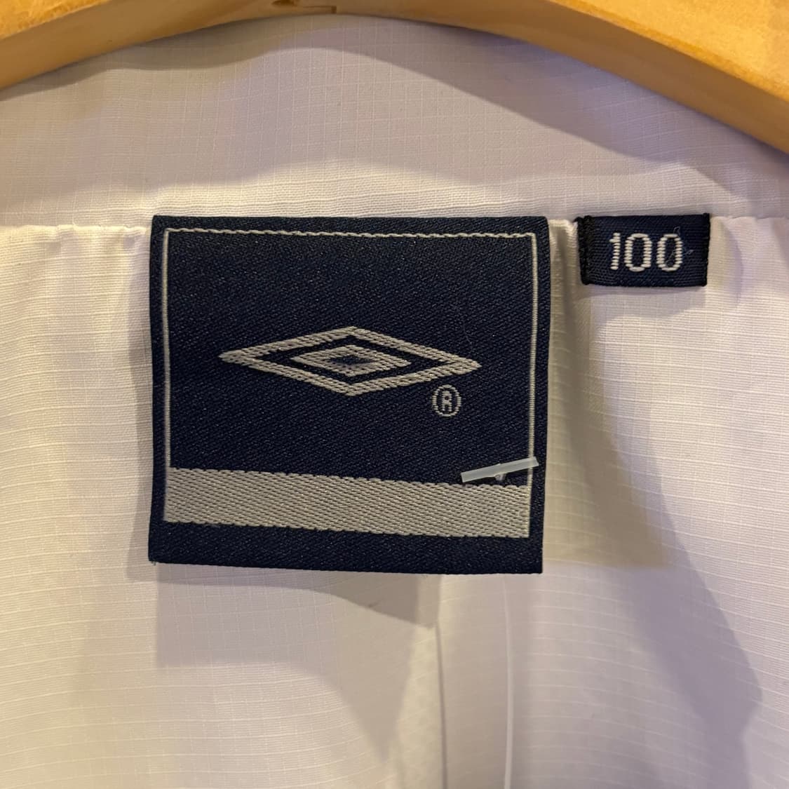 엄브로 배색 바람막이 상품이미지3