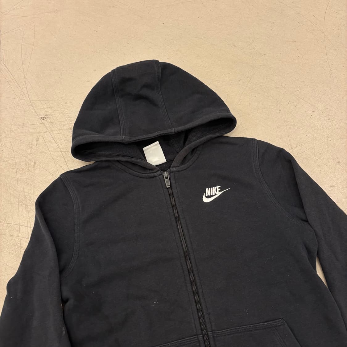 나이키 스몰로고 블랙 후드집업 상품이미지2