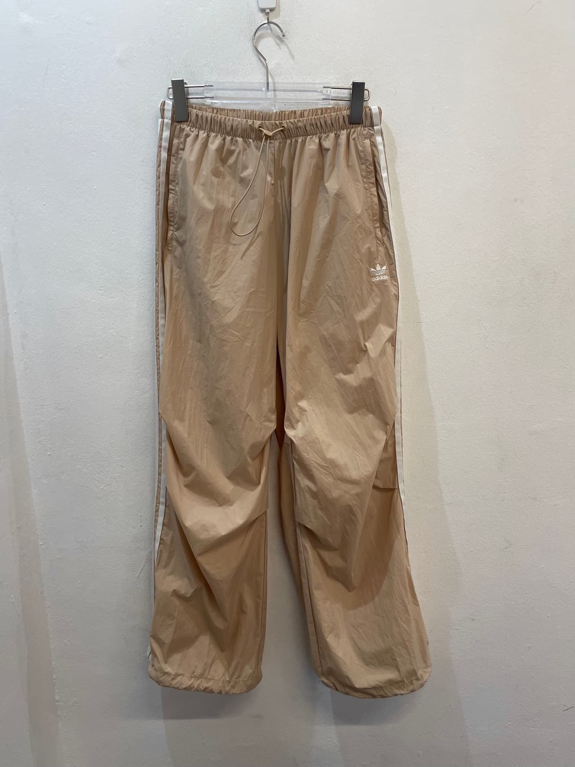 Adidas line pants beige 상품이미지1
