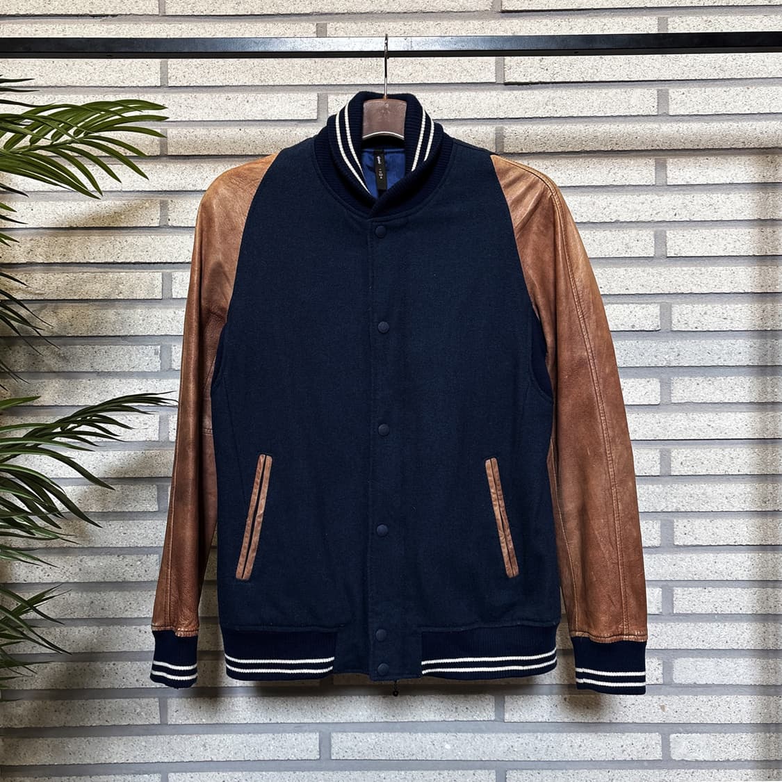 JPN VINTAGE 쉽스킨 레더 바시티 집업자켓 투웨이 디테일 네이비 상품이미지2