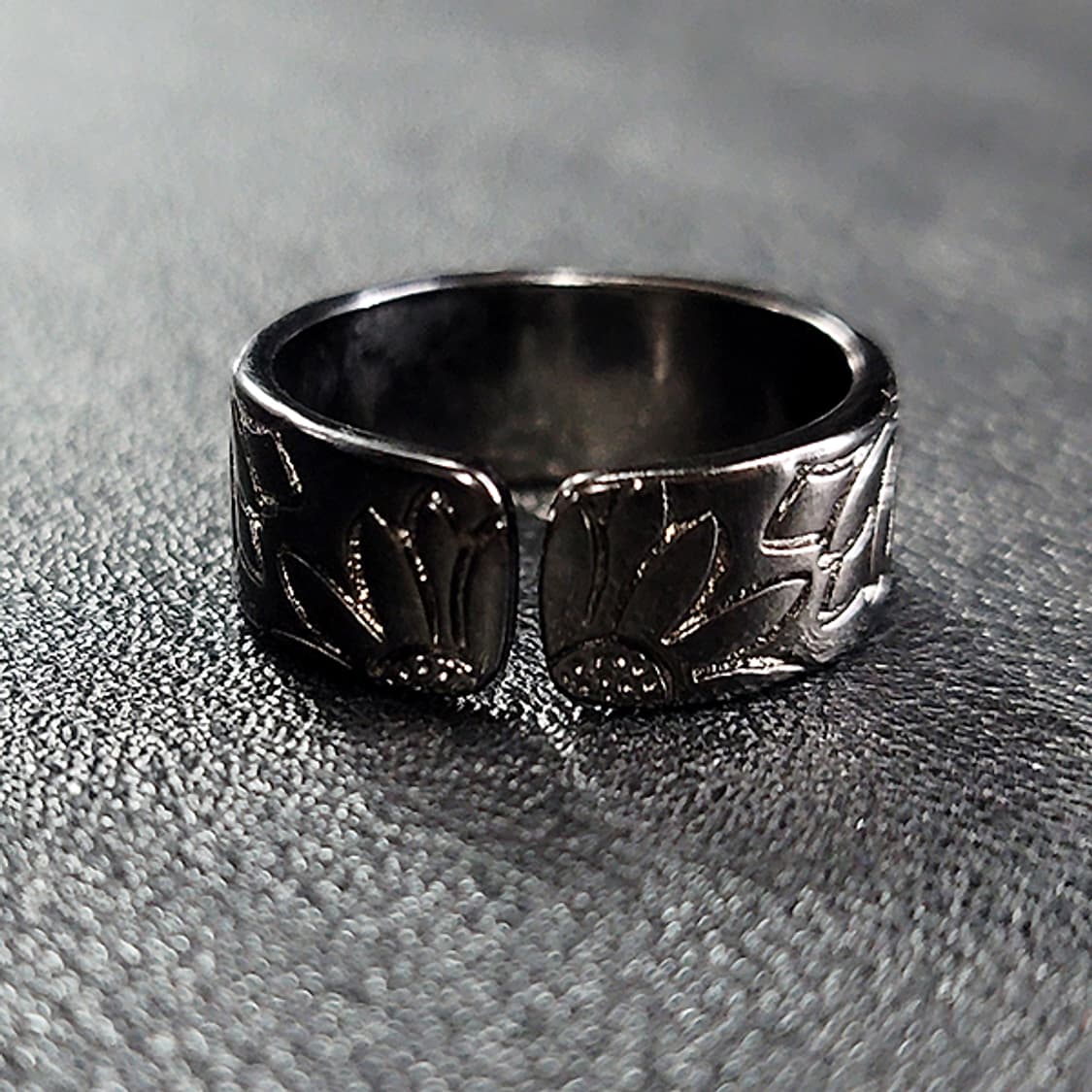 Darsel 실버 흑도금 남자 엔틱 빈티지 명품 시그니처 꽃 데이지 반지 상품이미지5
