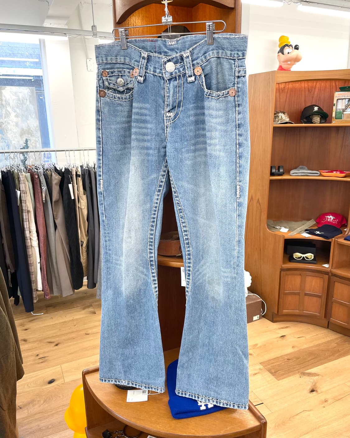 [32] 트루릴리전 부츠컷 데님 팬츠 상품이미지3