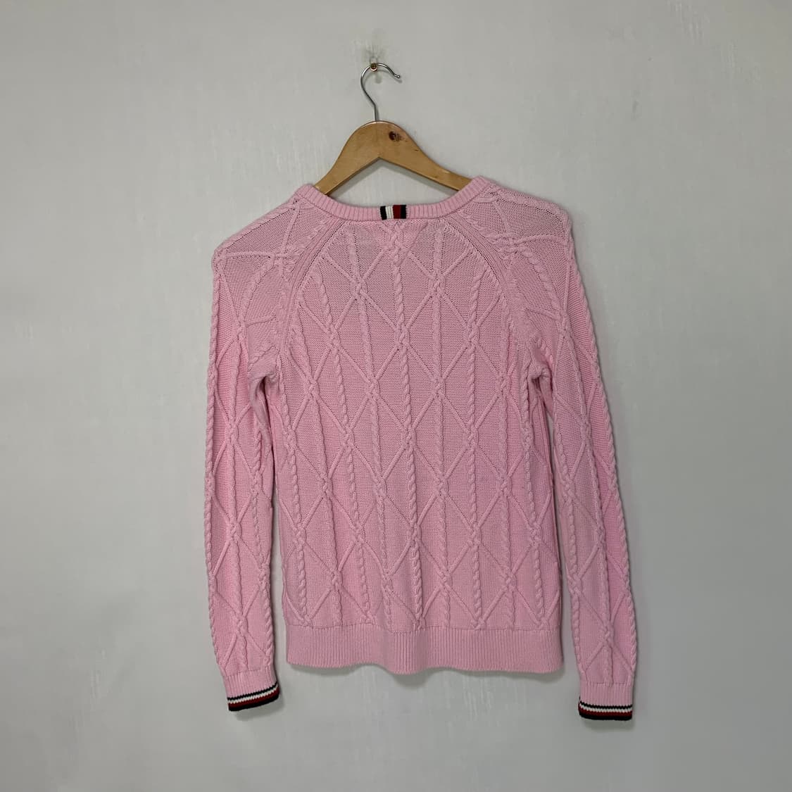타미힐피거 케이블 긴팔 세미 크롭 니트 쿨톤 핑크 여성 S 키즈 사이즈 상품이미지5