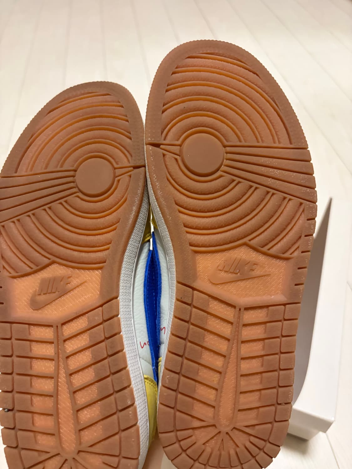 트래비스스캇 카나리 265 상품이미지4