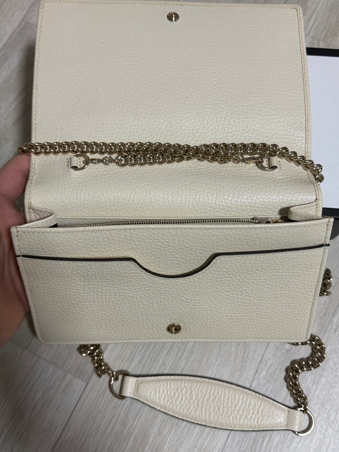 구찌 GG 소호 크로스백 상품이미지7