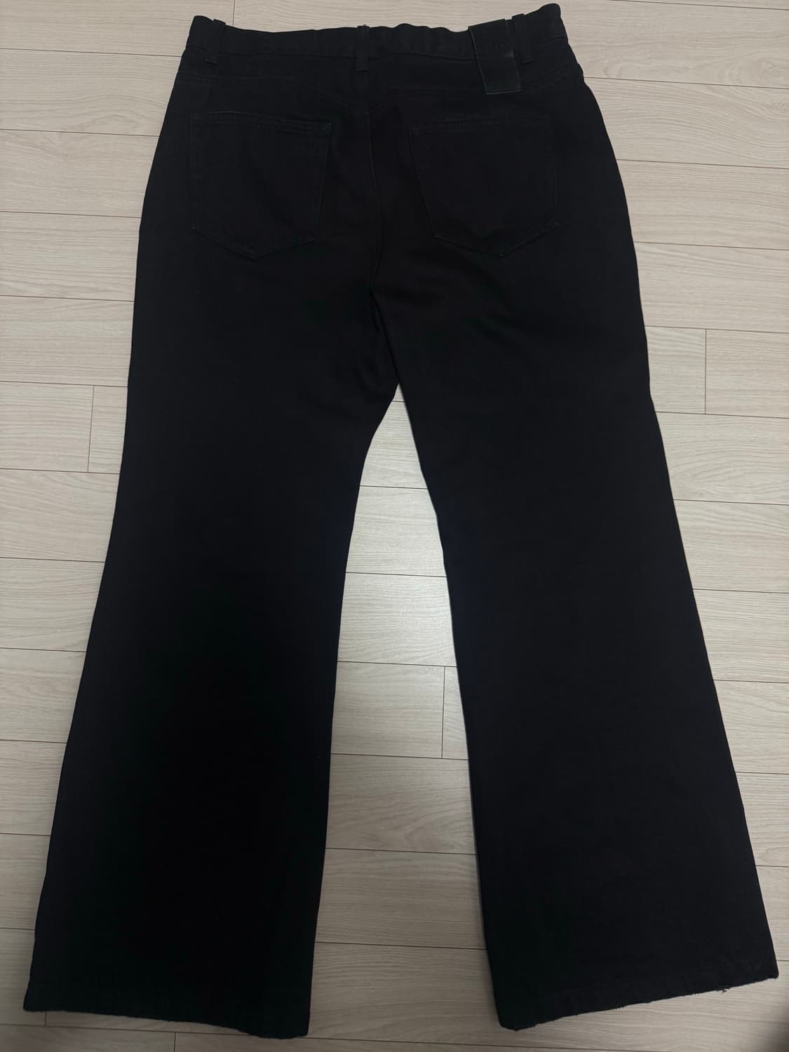 노이어 디스트로이드플레어진 블랙 50 상품이미지3