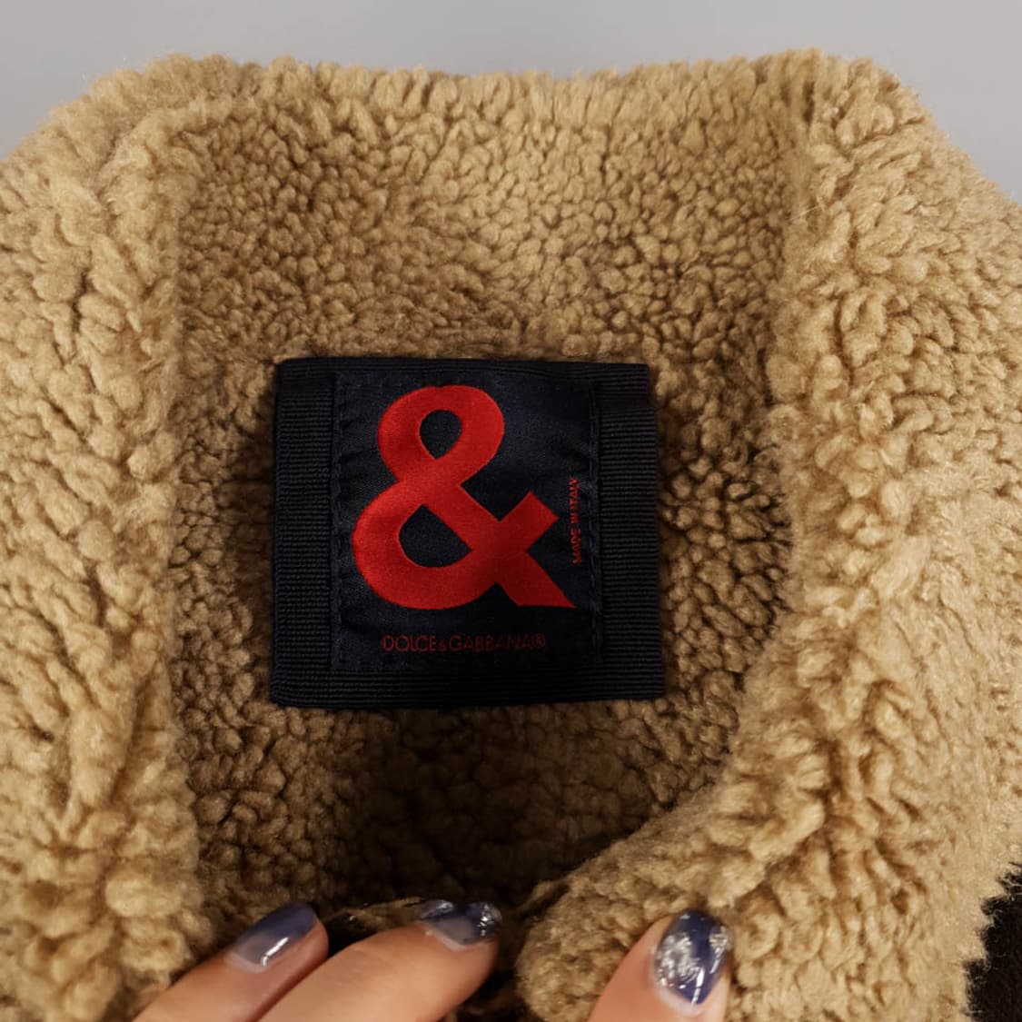 돌체앤가바나 딥브라운 쉐르파 이너플리스 코튼 무스탕 롱 상품이미지4