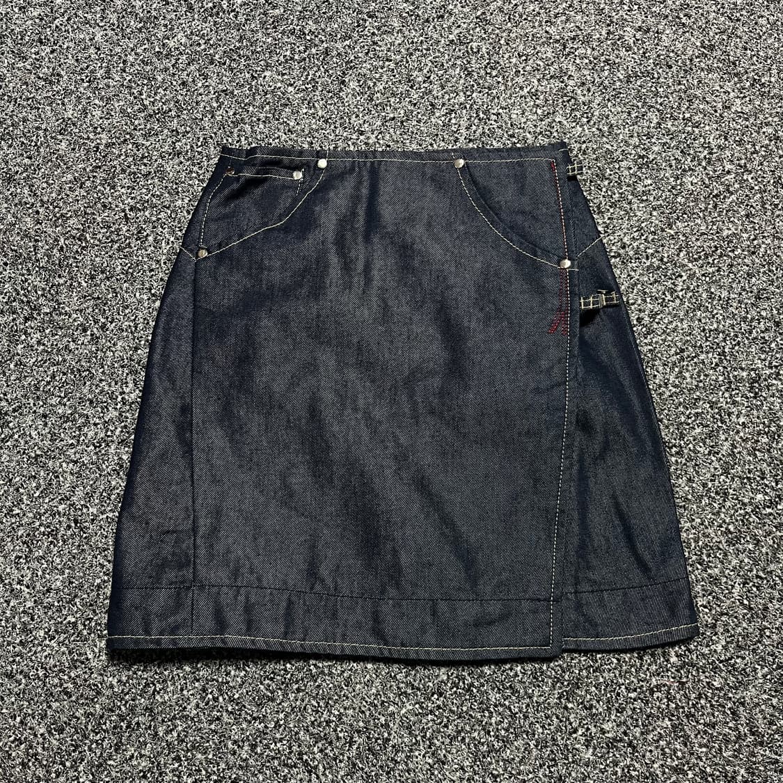 리바이스 엔지니어드진 걸즈 버클 랩 데님 스커트 상품이미지1