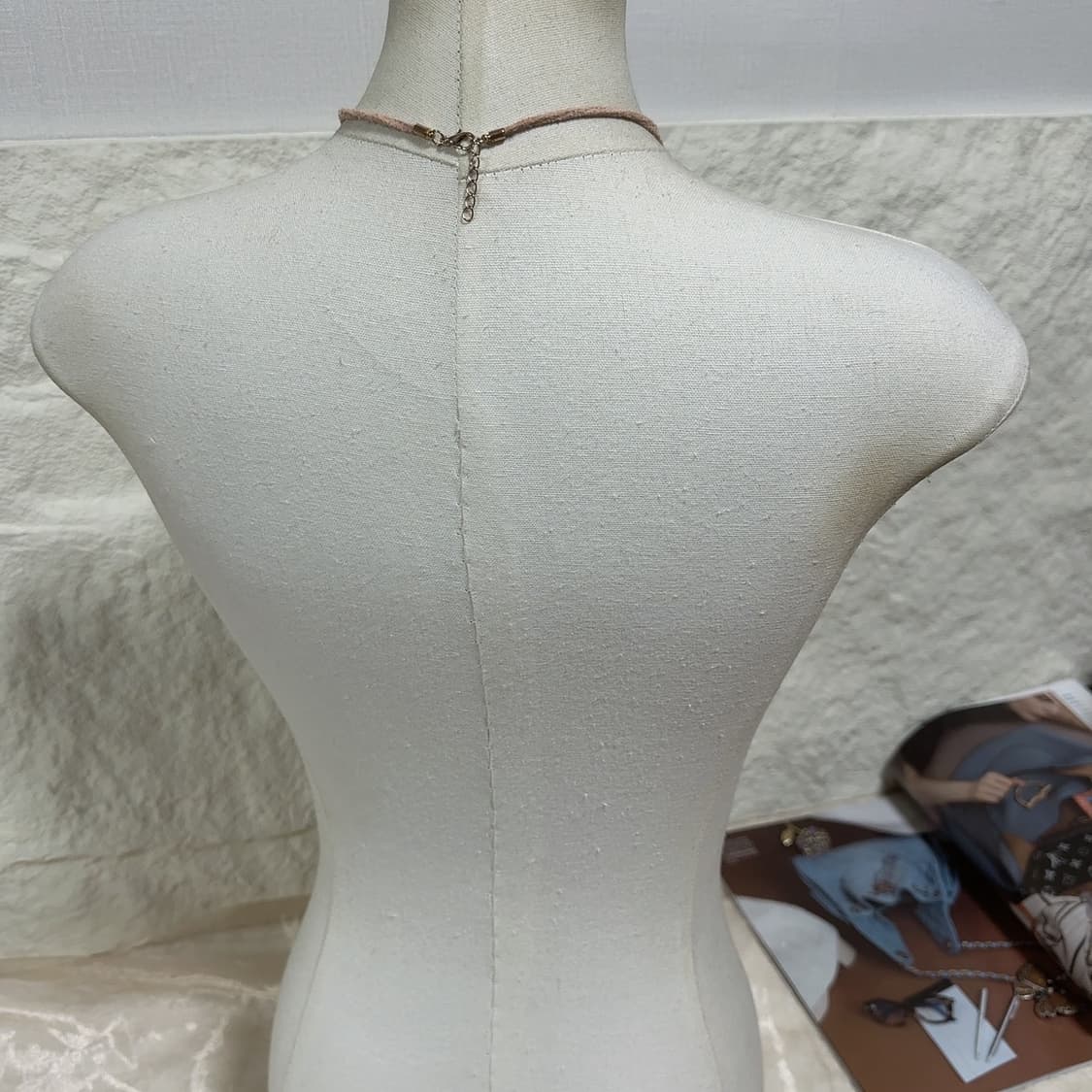 빈티지 핑크 스웨이드 조절끈 오리엔탈 목걸이 상품이미지3